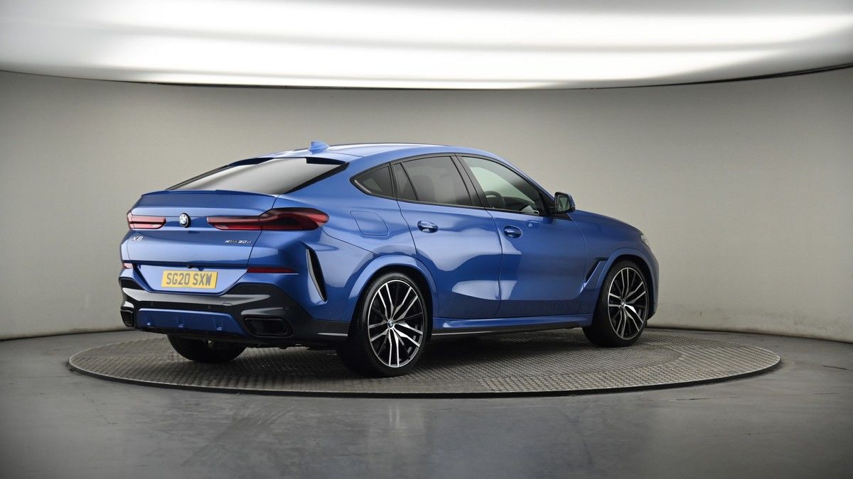 BMW X6 Image 7