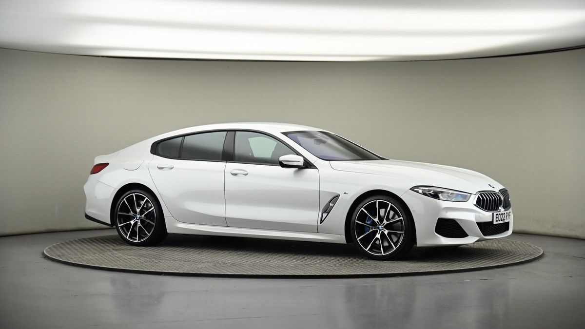 BMW 8 Series Image 6