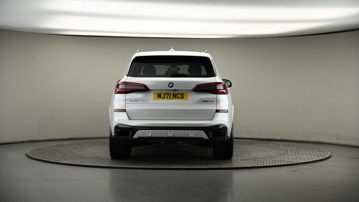 BMW X5 Image 17