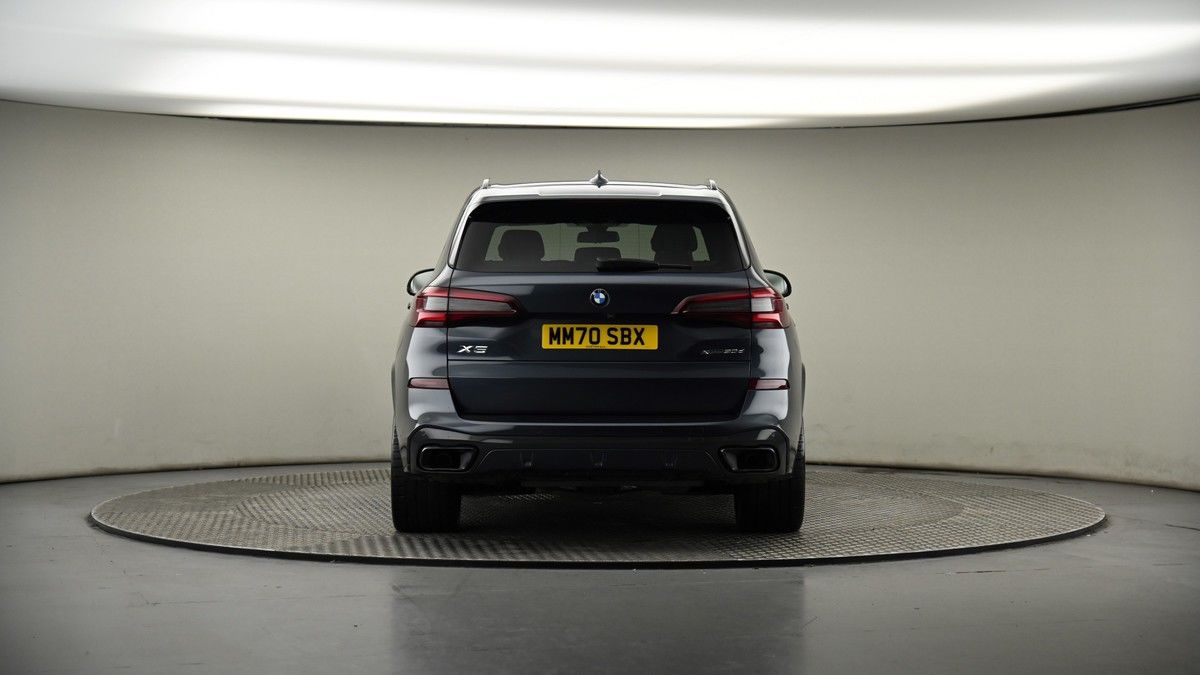 BMW X5 Image 17