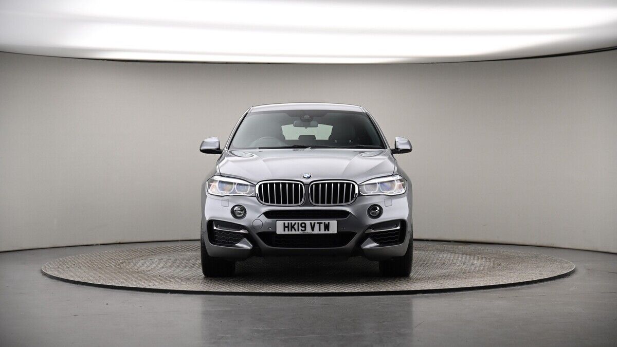 BMW X6 Image 18