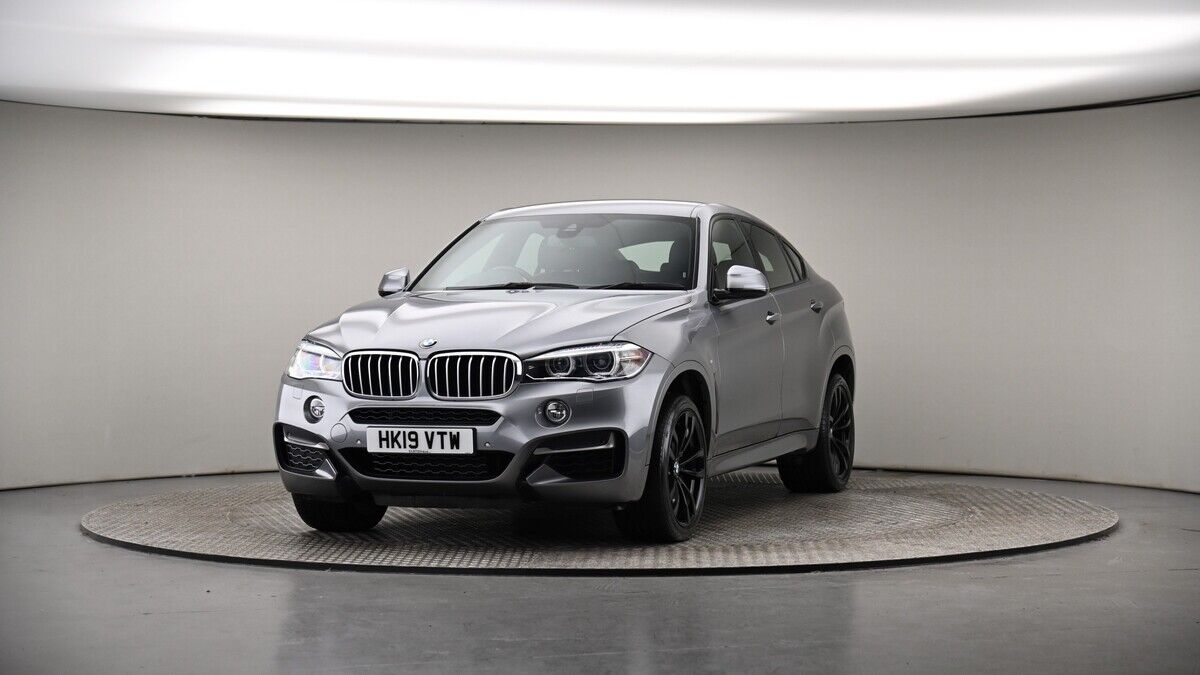 More views of BMW X6