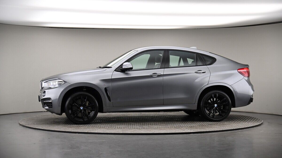 More views of BMW X6