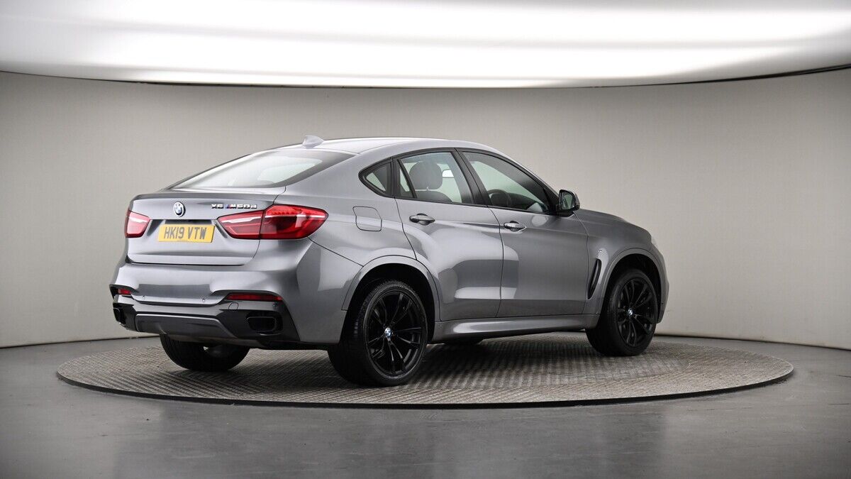 BMW X6 Image 7