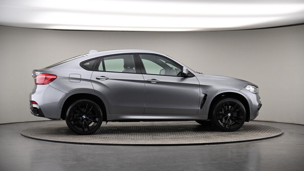 More views of BMW X6