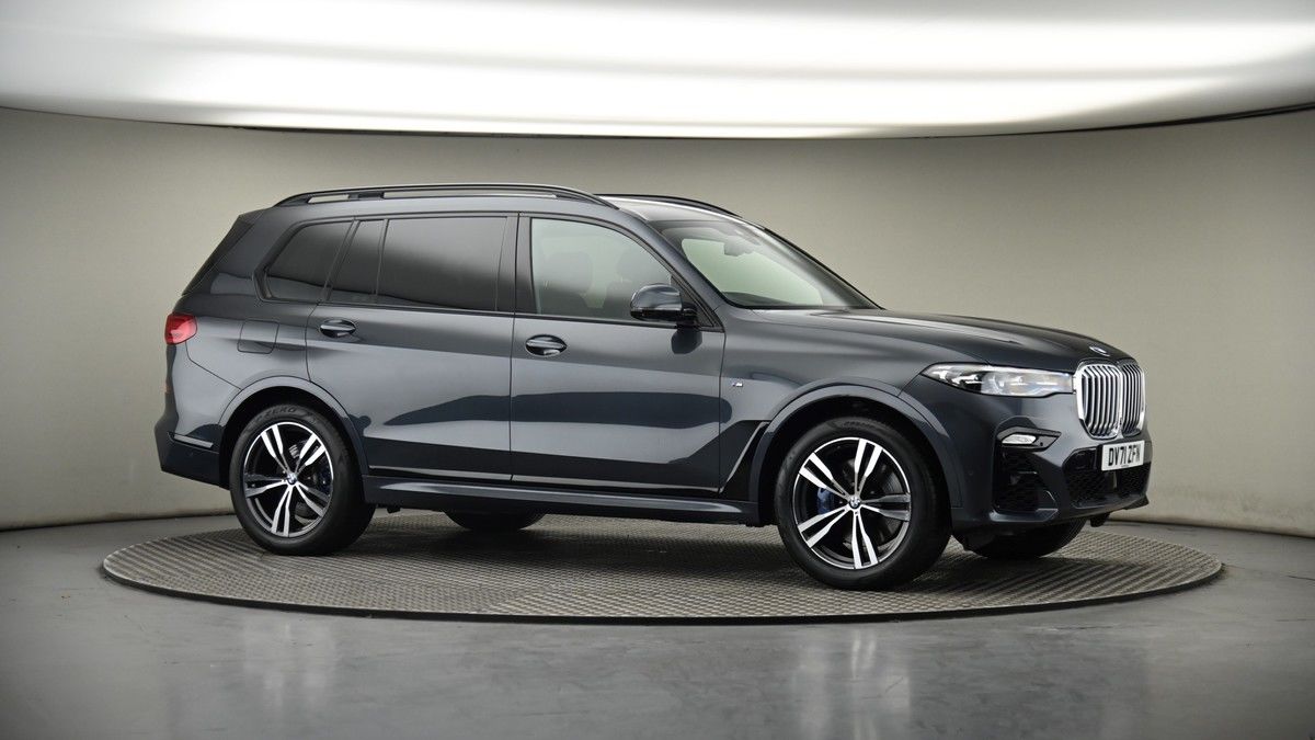 BMW X7 Image 6