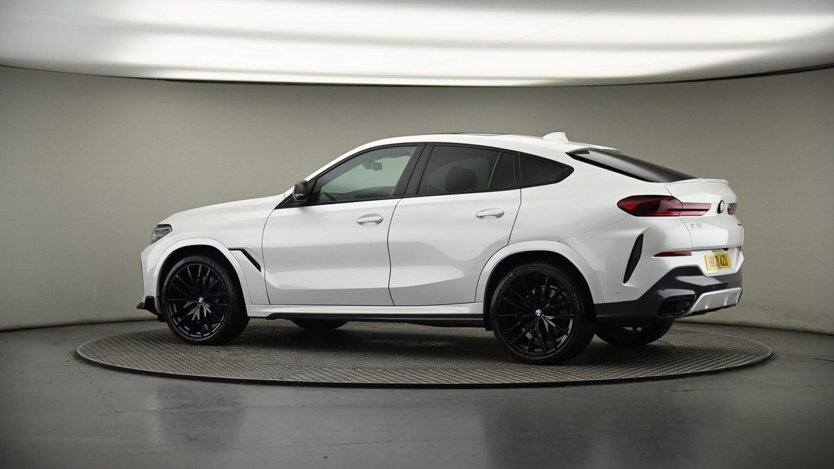 More views of BMW X6