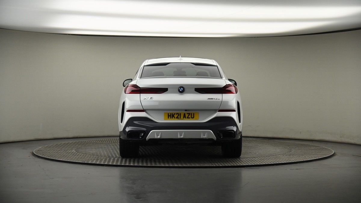 BMW X6 Image 17