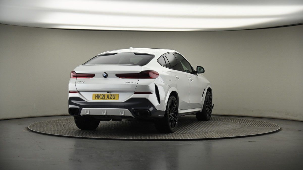 More views of BMW X6