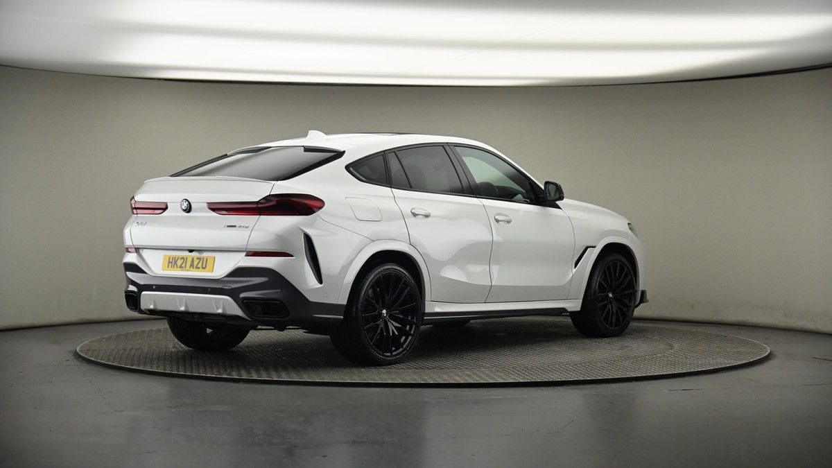 More views of BMW X6