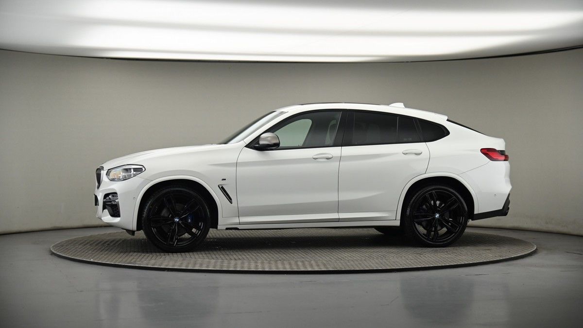 More views of BMW X4