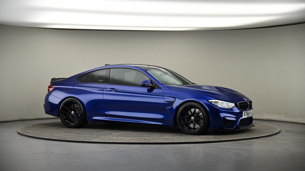 BMW M4 Image 6