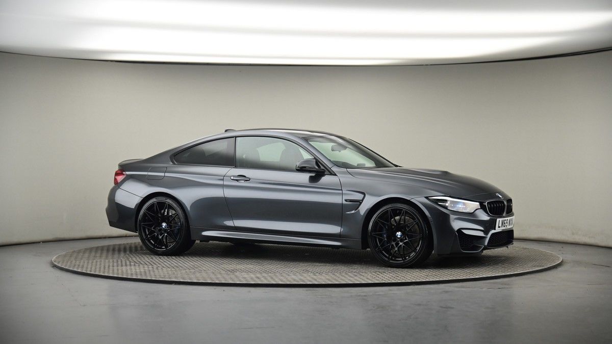 BMW M4 Image 6