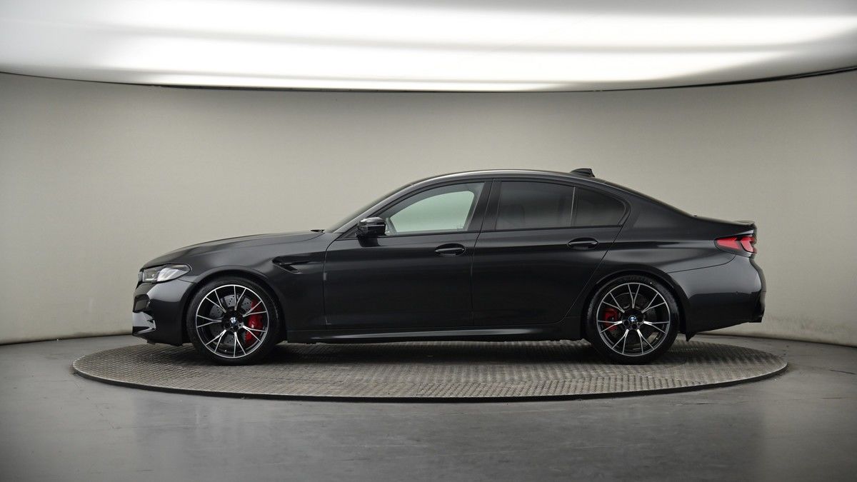 BMW M5 Image 19