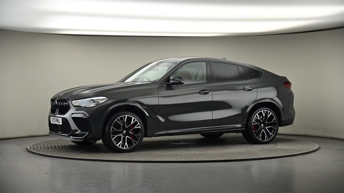 More views of BMW X6 M