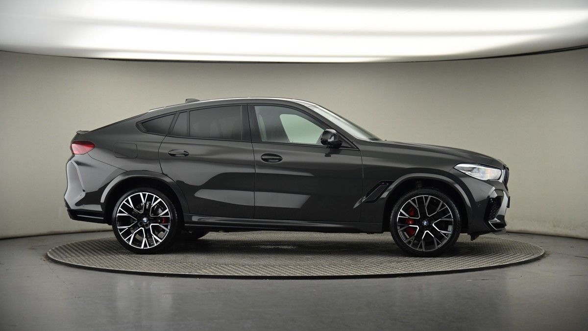 More views of BMW X6 M