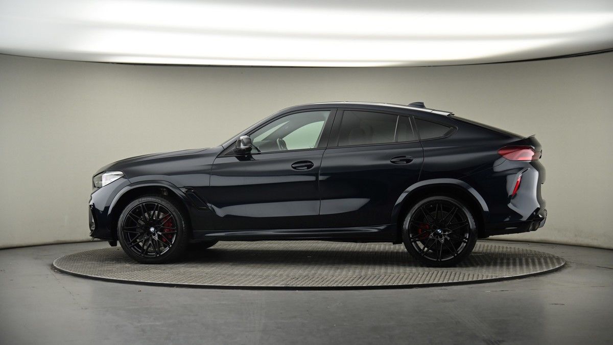 More views of BMW X6 M