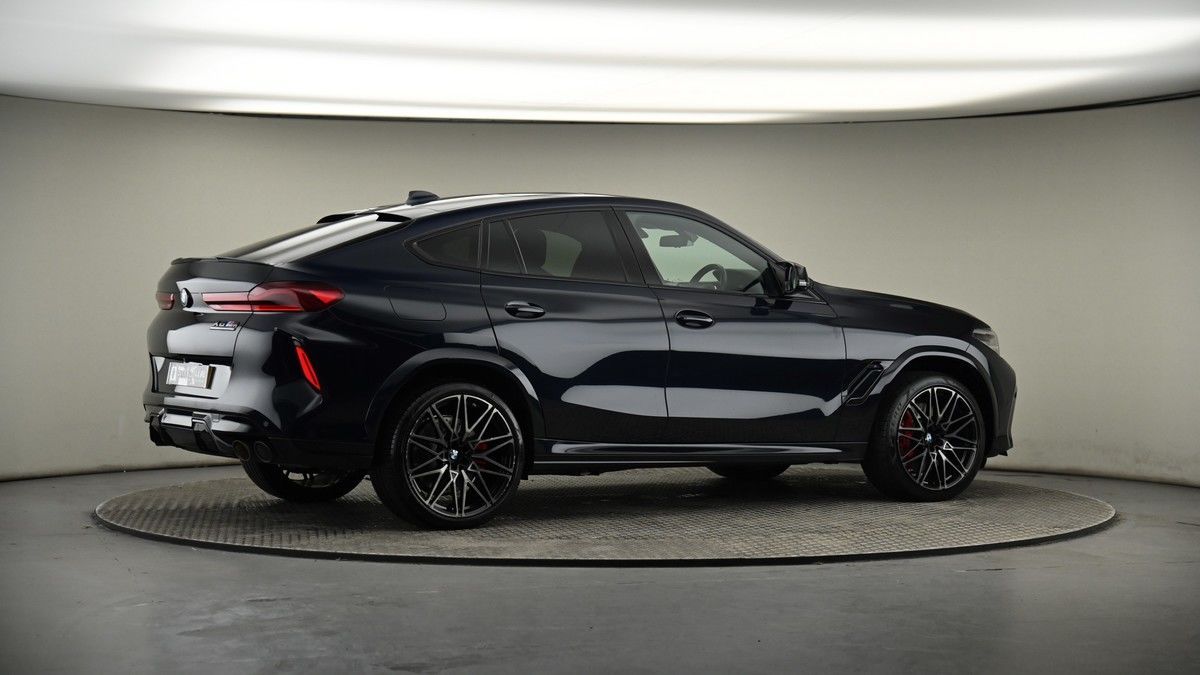 More views of BMW X6 M