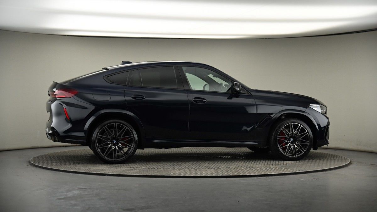 More views of BMW X6 M