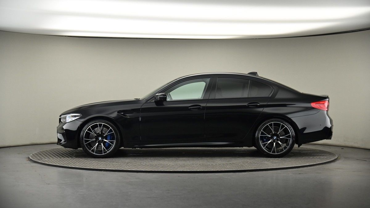 BMW M5 Image 19