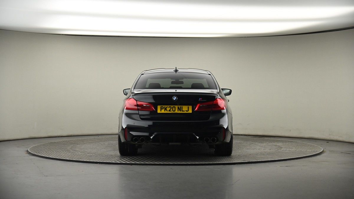 BMW M5 Image 17