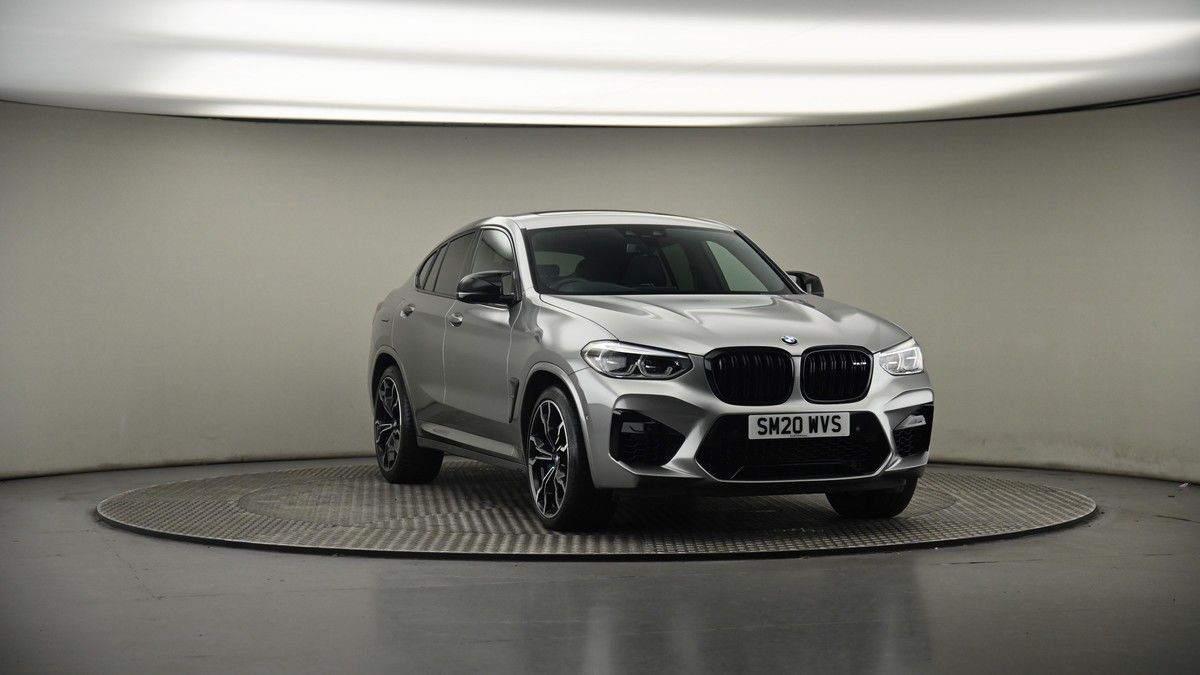 More views of BMW X4 M