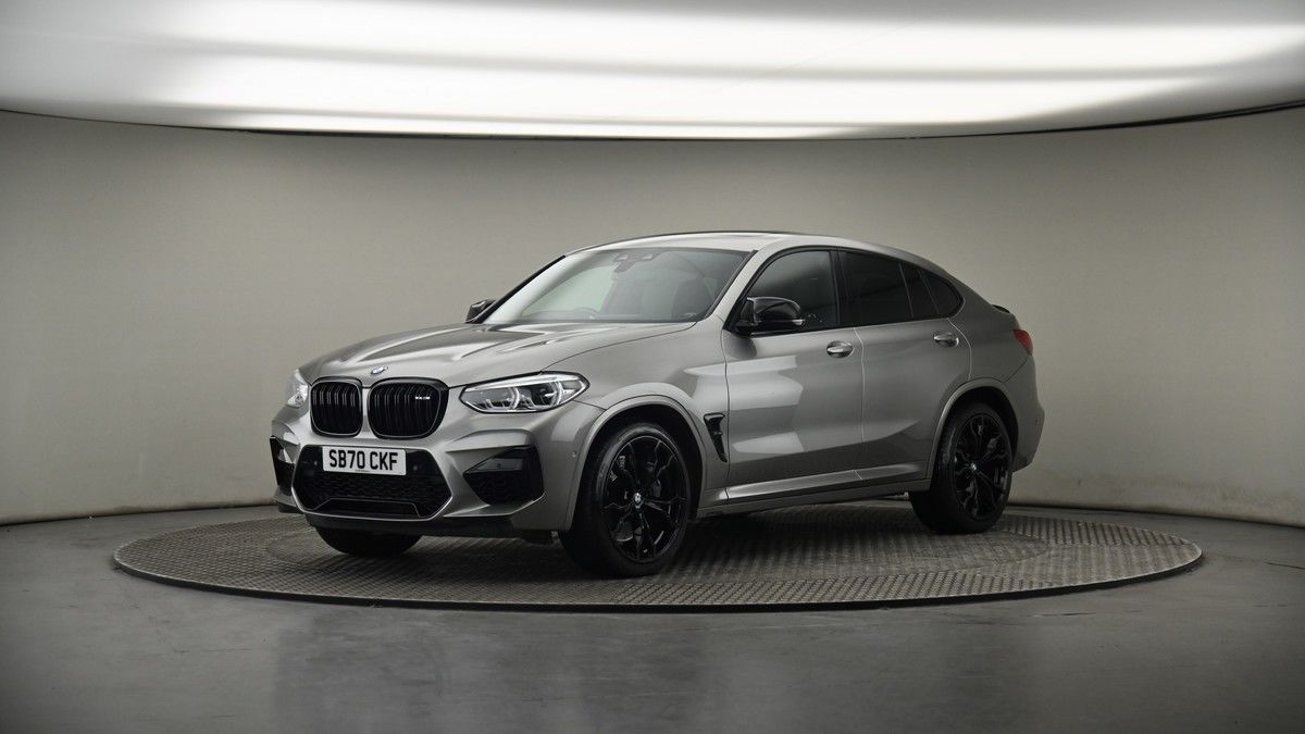 More views of BMW X4 M