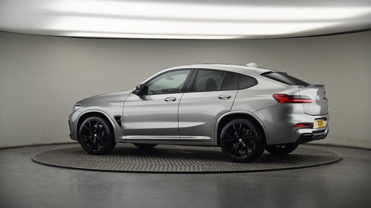 More views of BMW X4 M