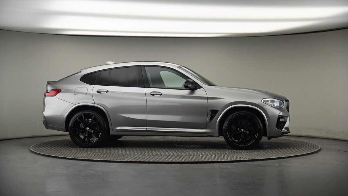 More views of BMW X4 M