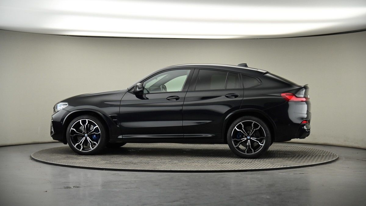 More views of BMW X4 M