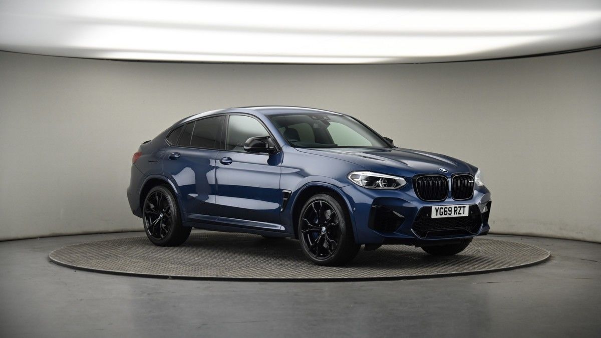 More views of BMW X4 M