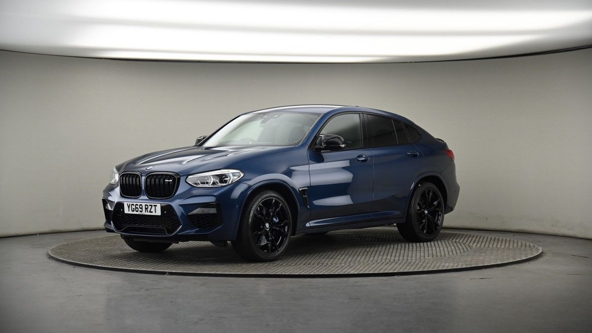 More views of BMW X4 M