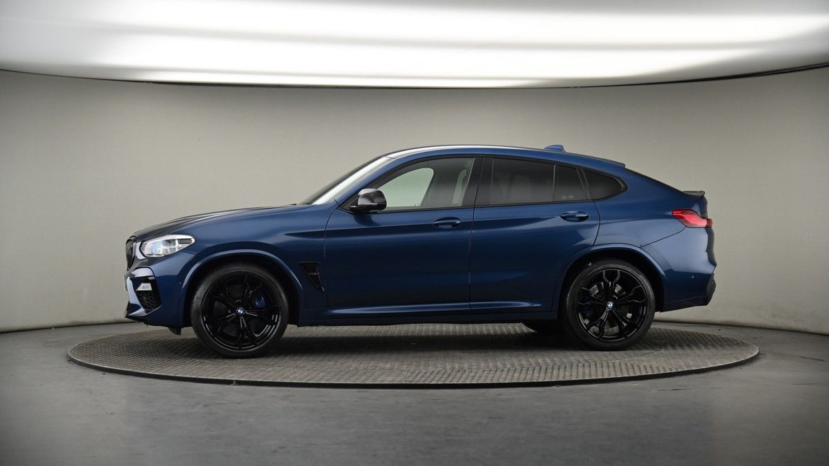 More views of BMW X4 M