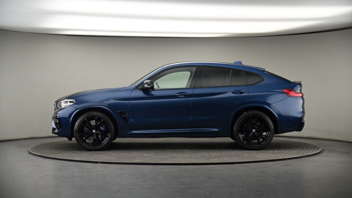 More views of BMW X4 M