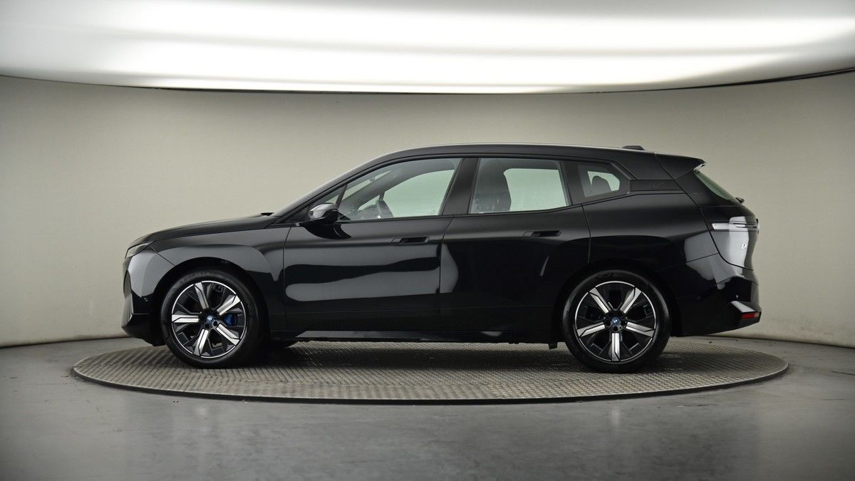 More views of BMW iX