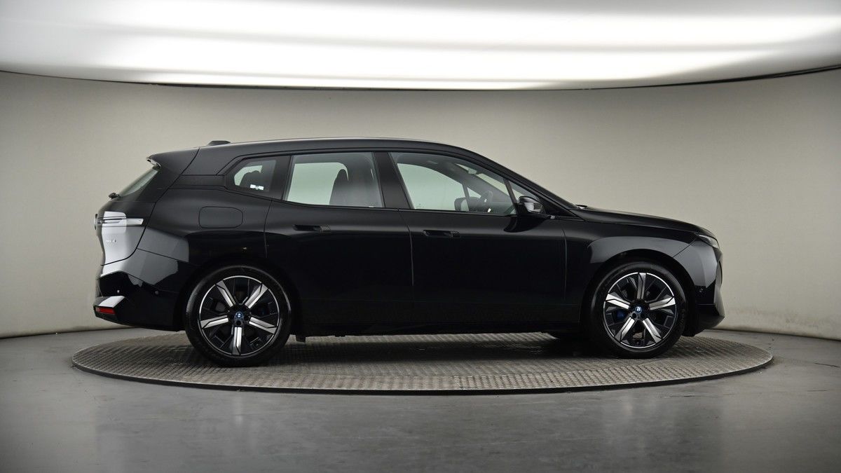 More views of BMW iX