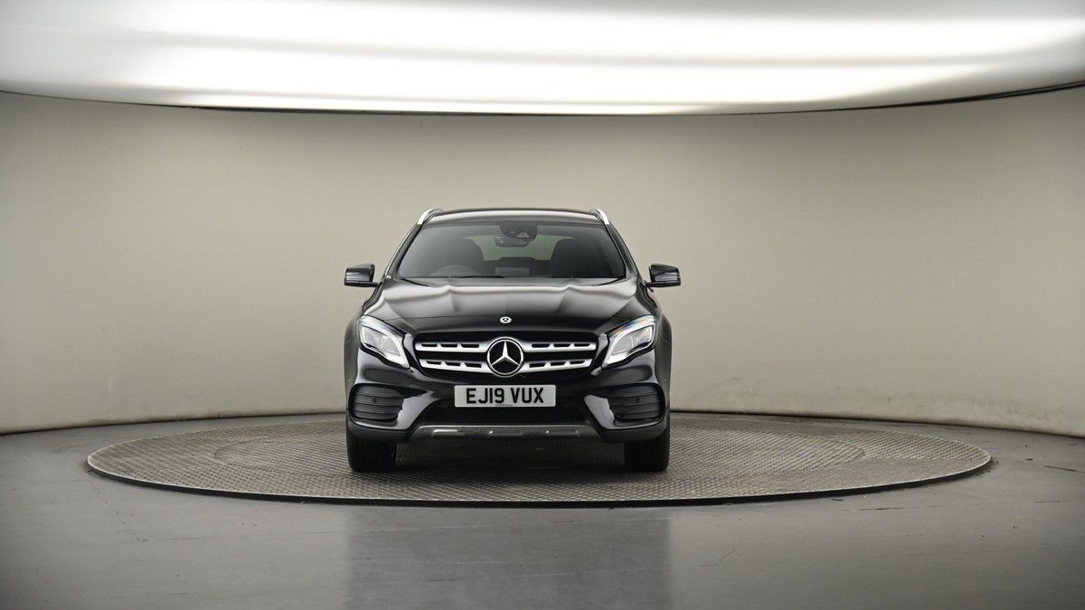 More views of Mercedes-Benz GLA