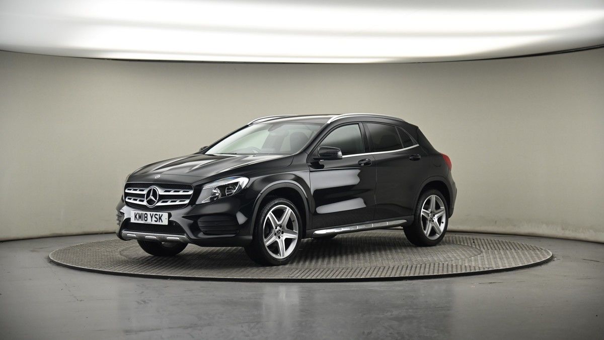 More views of Mercedes-Benz GLA