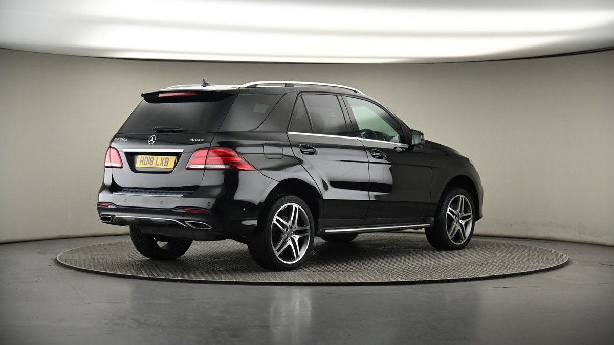 Mercedes-Benz GLE Image 7