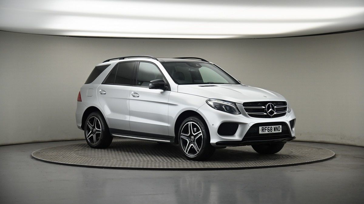 More views of Mercedes-Benz GLE