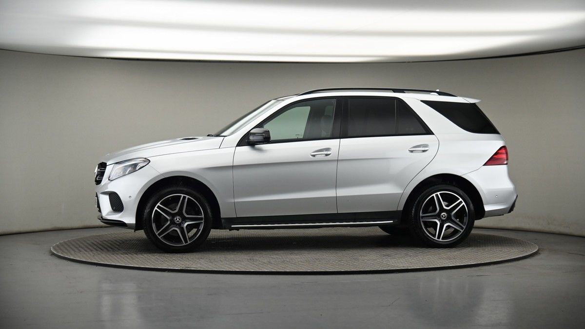 More views of Mercedes-Benz GLE