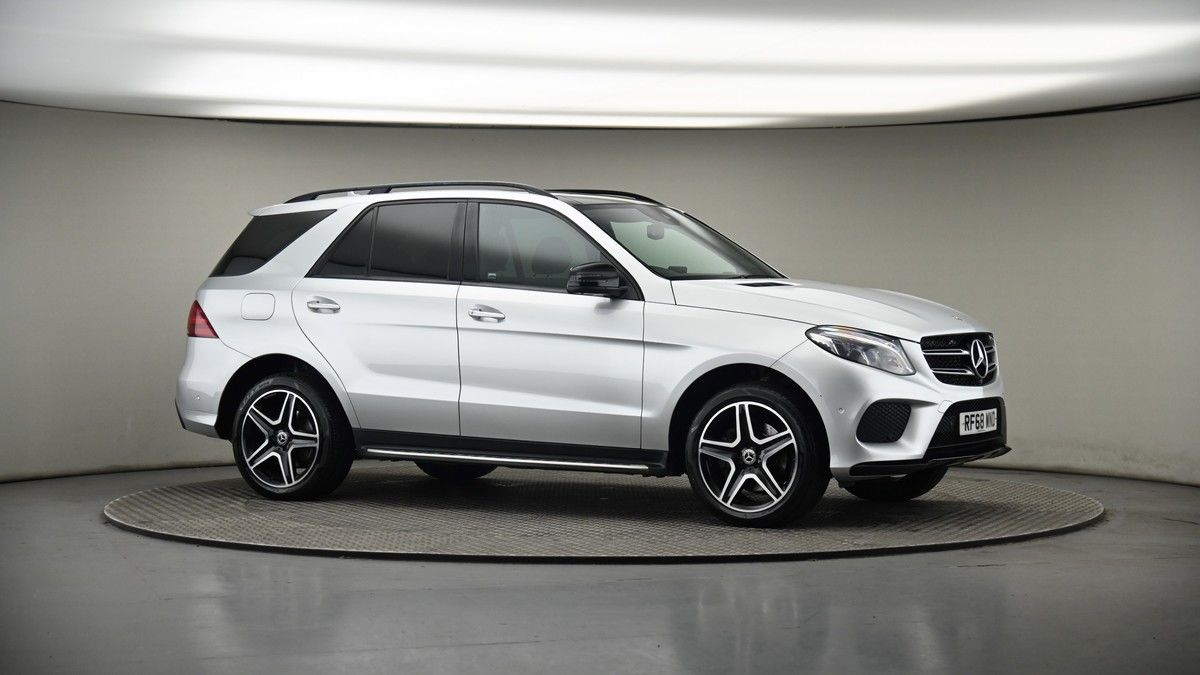 More views of Mercedes-Benz GLE