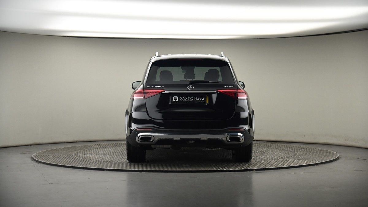 Mercedes-Benz GLE Image 17