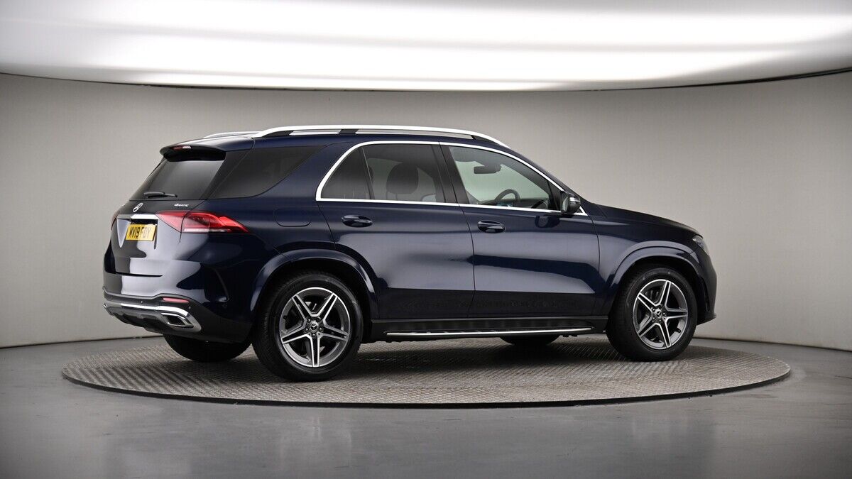 More views of Mercedes-Benz GLE