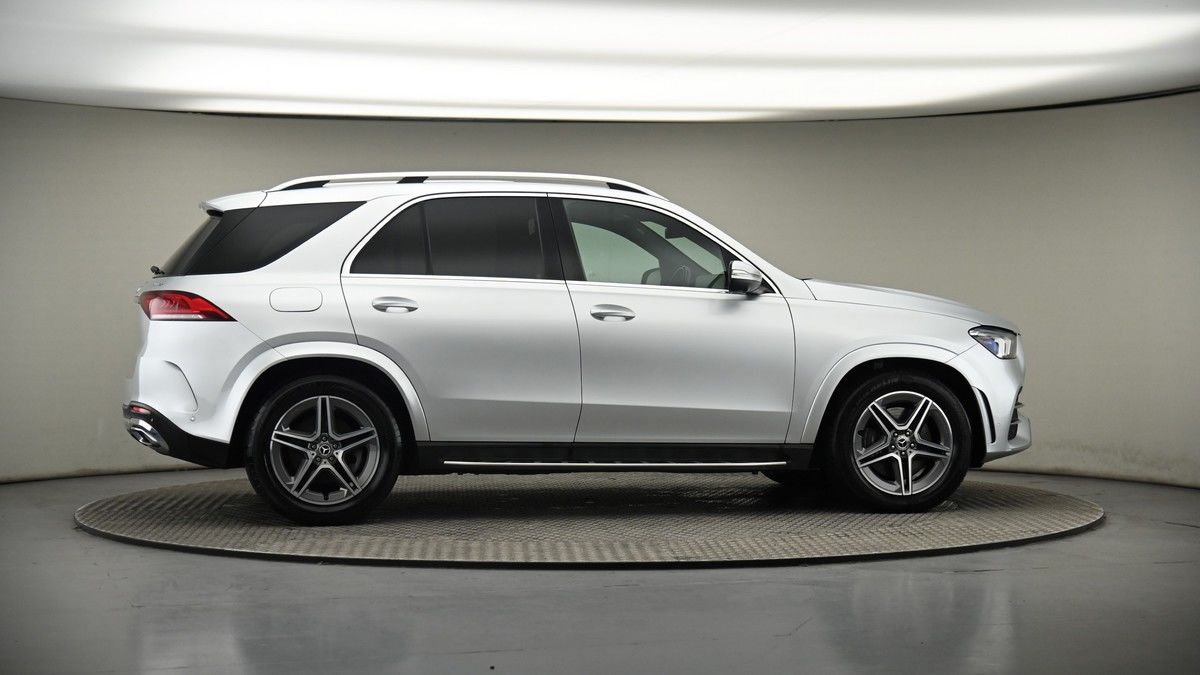 More views of Mercedes-Benz GLE