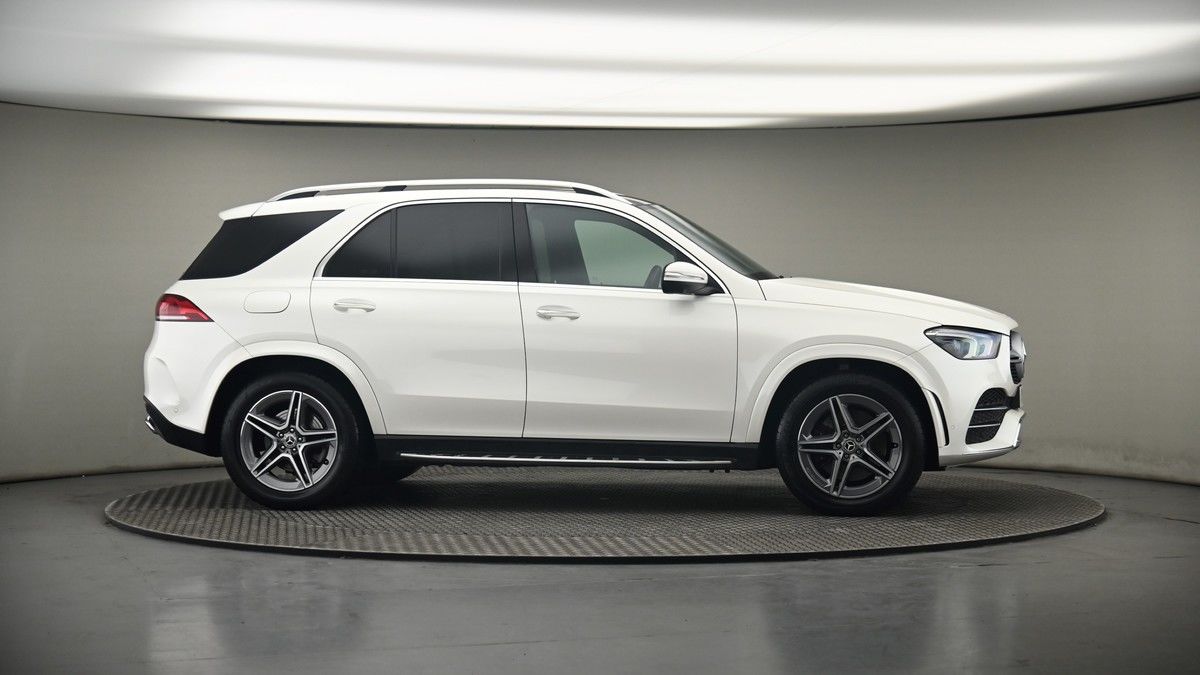 More views of Mercedes-Benz GLE