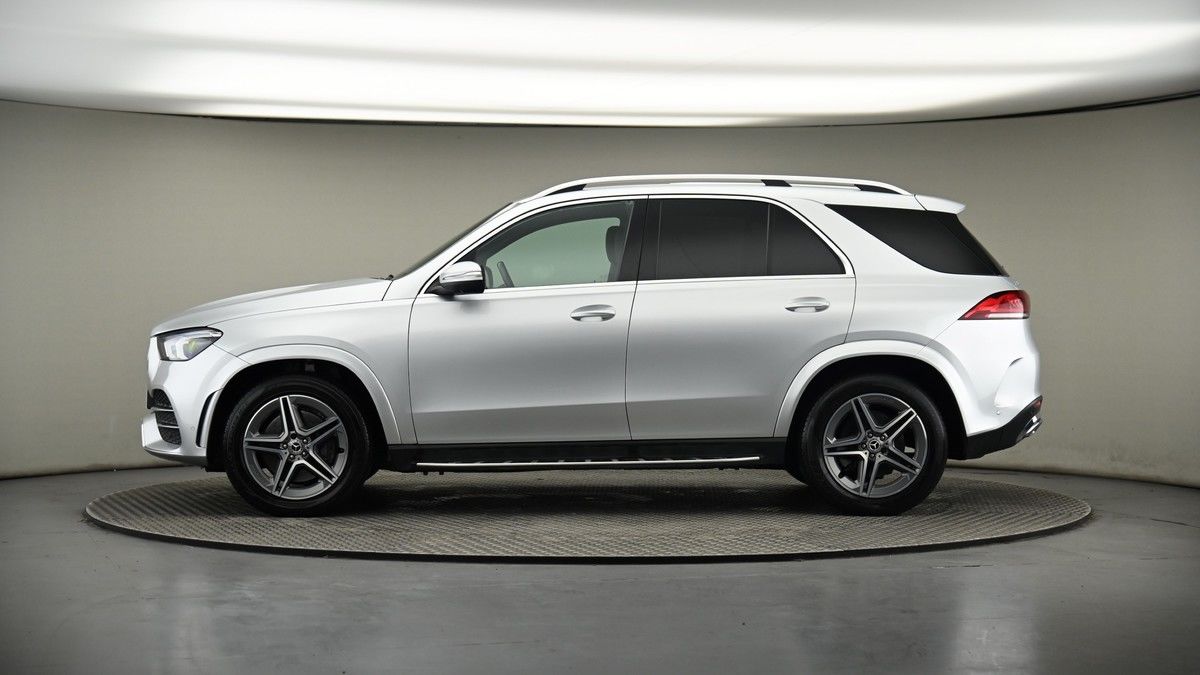 Mercedes-Benz GLE Image 18