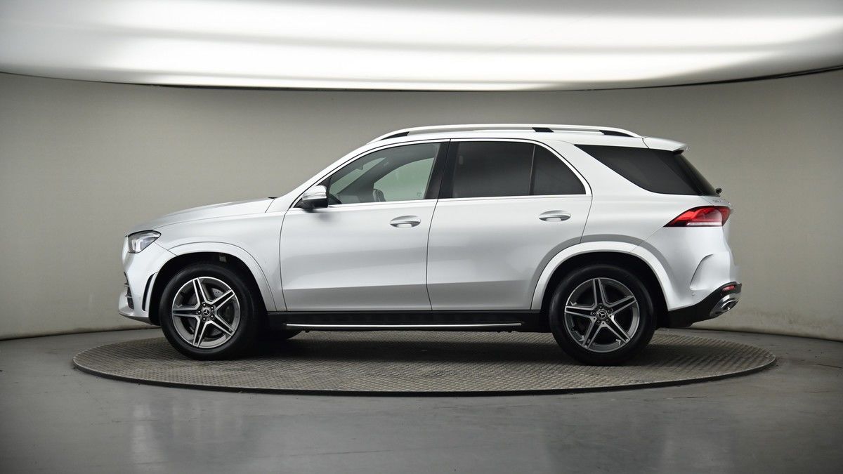 More views of Mercedes-Benz GLE