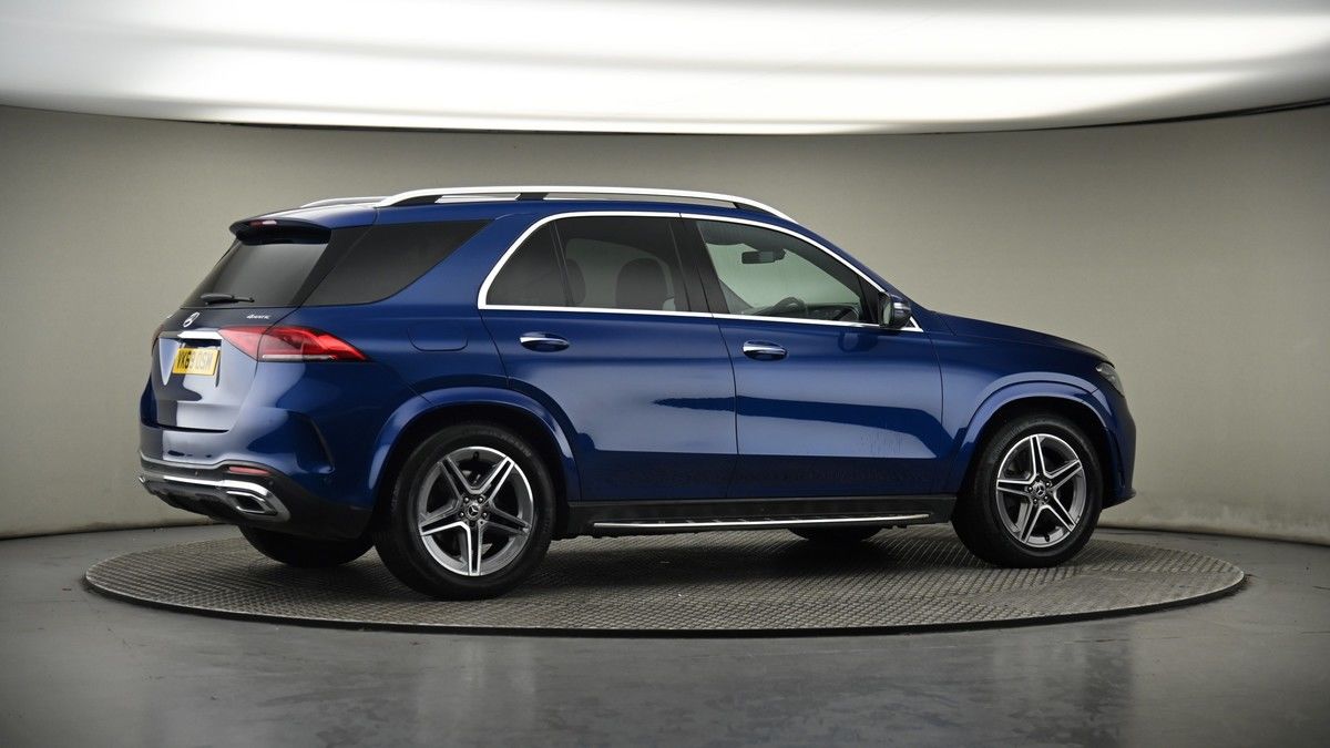 More views of Mercedes-Benz GLE