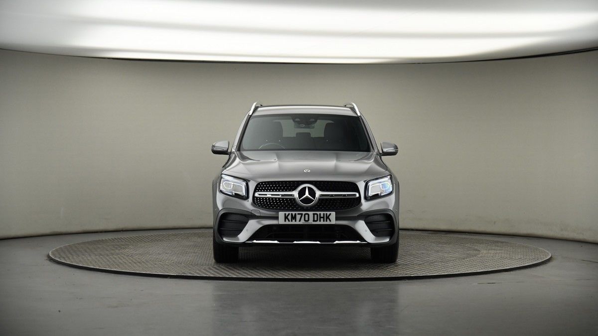 Mercedes-Benz GLB Image 18